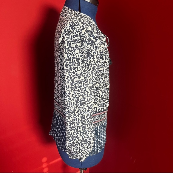 Tommy Bahama Tassled Floral Top - Picture 4 of 12